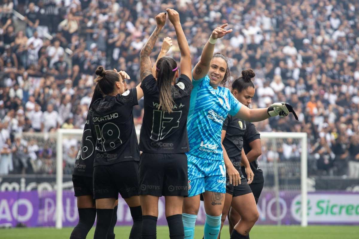 Brasileirão Feminino: Corinthians continuará dominante? Veja as odds