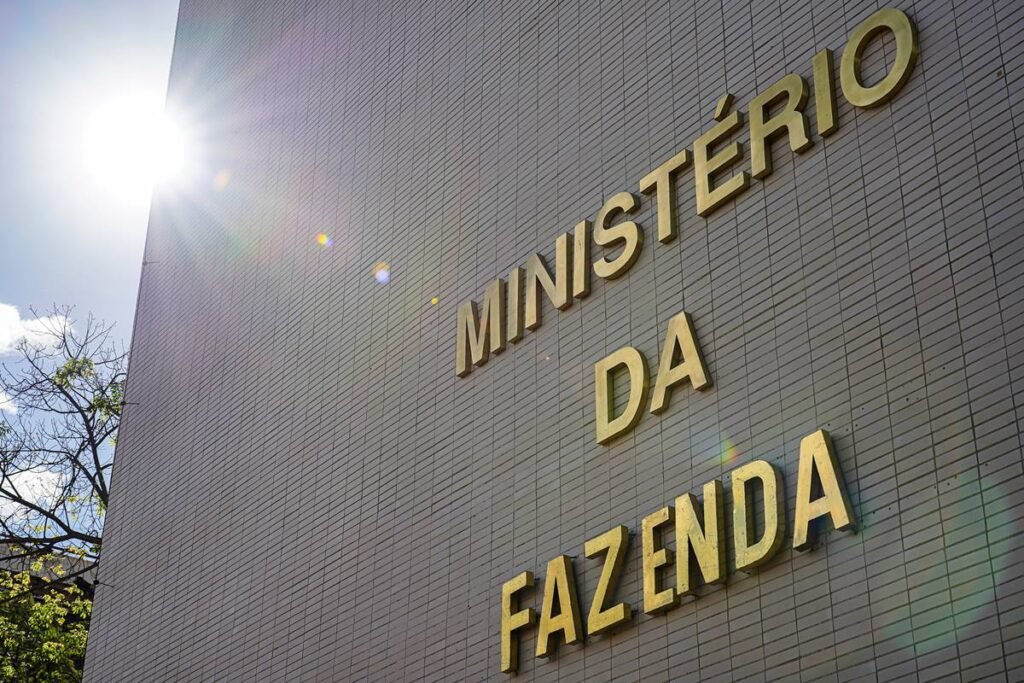Governo suspende Pixbet, patrocinadora do Flamengo, e mais 6 bets