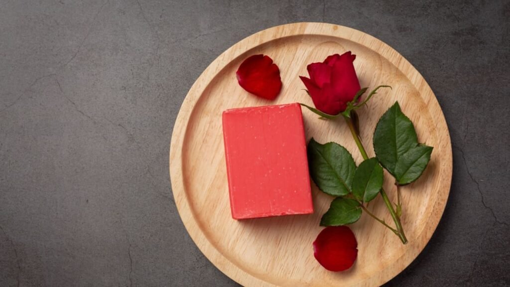 Banho energético com flores para encontrar um novo amor - Notícias sobre Astrologia, Signos e muito mais!